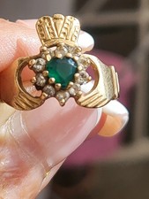 Vintage 9ct Yellow Gold Irish Claddagh Ring with Emerald Heart - Size N 