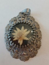Großer Anhänger echtes Edelweiß im schicken silberfarbenem Rahmen