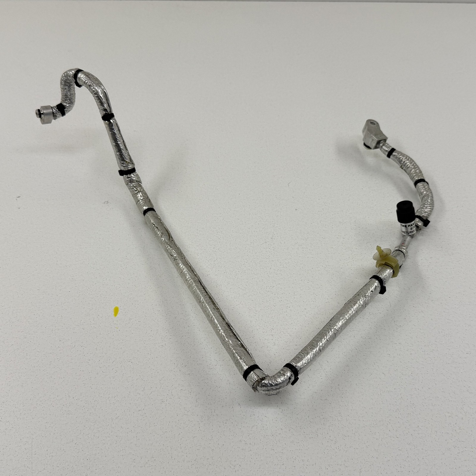 Aston Martin V8 Vantage 2006-2017 Hose pipe P/N 8G3319835BA