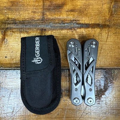 Gerber Suspension Multi-Tool Stainless Steel Straight Edge Pliers Silver Sheath