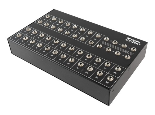 DF Audio Minibay v2 40-Point Desktop PATCHBAY - NEW - PERFECT CIRCUIT - Picture 2 of 3