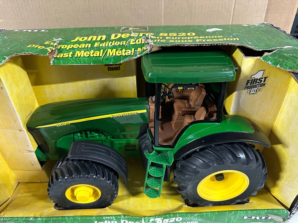 JOHN DEERE 8520 EUROPEAN EDITION - ERTL - SCALA 1/16 - Immagine 2 di 4