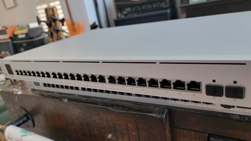 UniFi Enterprise-XG 24 port 10GBE network switch (USW-EnterpriseXG-24) Ubiquiti - Picture 3 of 3
