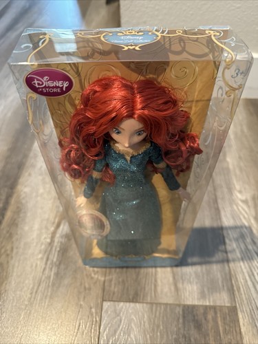 Brave Princess Merida Classic Doll Toy Disney Store Authentic NEW in BOX - Picture 3 of 3