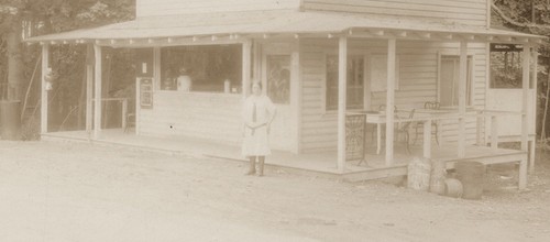 c1925 Photo Galtex Filling Station & Lunch Counter Ice Cream Parlor, Roadside - Picture 3 of 4