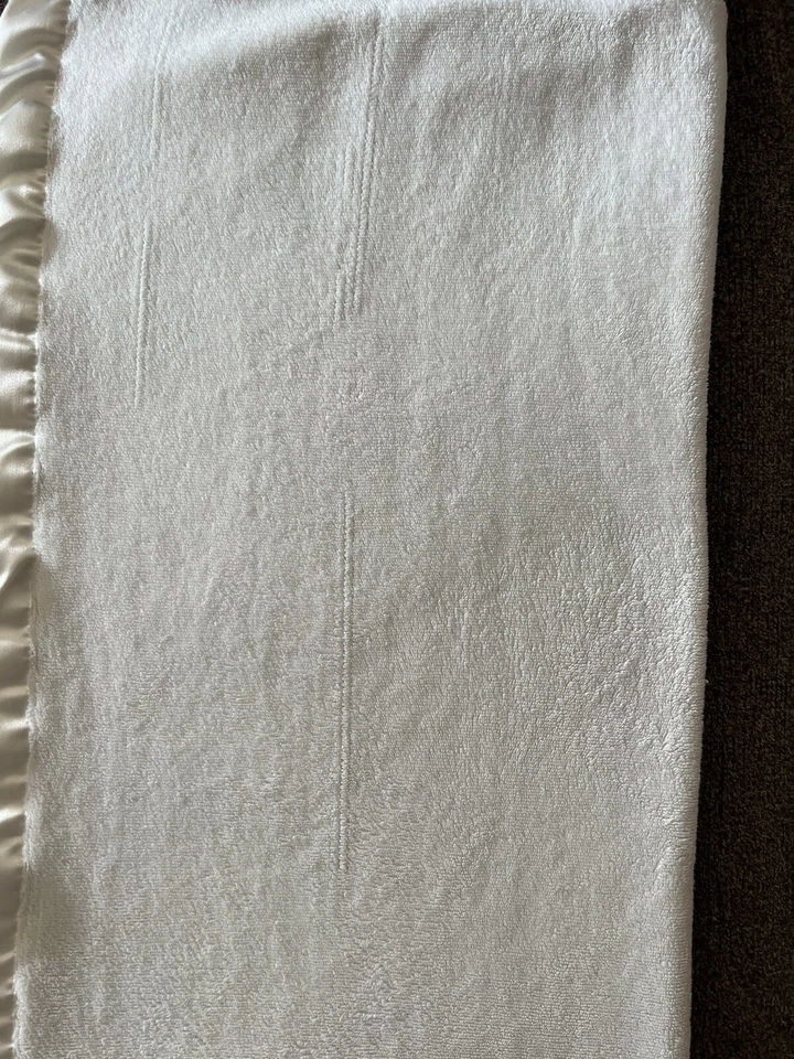 Manta de bebé Little Giraffe blanca Sherpa borde satinado Foto 4 de 4