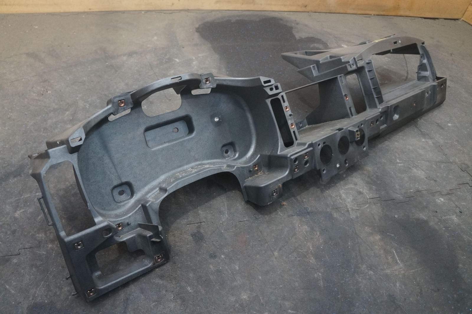 Dashboard Dash Inner Structure Bracket Support Panel OEM Chevrolet SSR ...