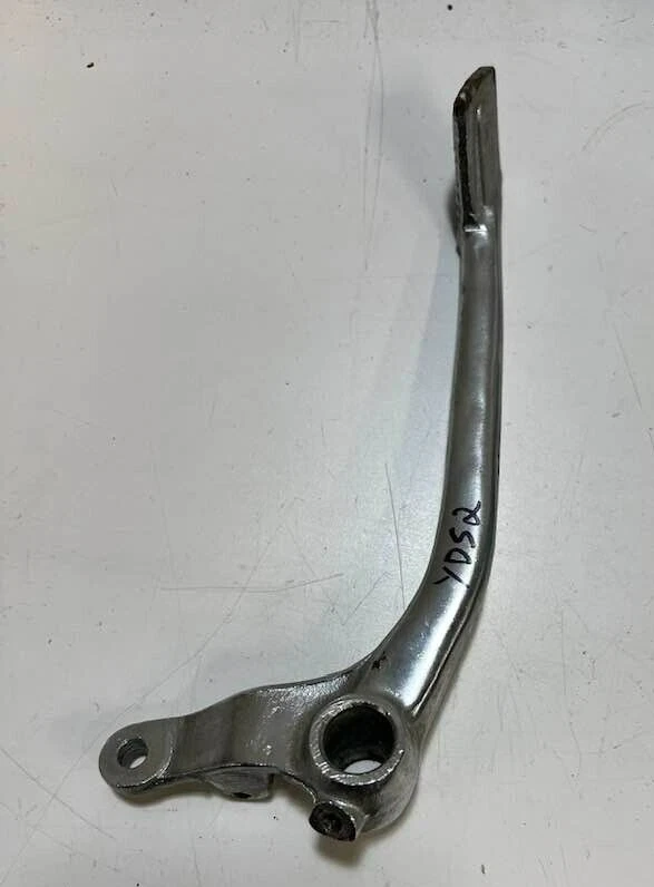 Pedal de freno trasero Yamaha NOS YDS2 Foto 3 de 4