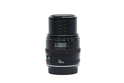 Canon 50mm f/2.5 Macro Lens EF EF-S   Compact Macro