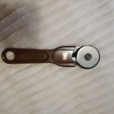 Dritz Wheel Cutter by Kai Made in Japan Sewing Blade Tailor Supplies 