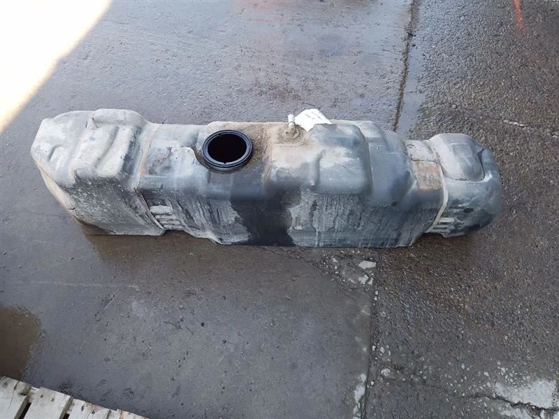 38 Gallon Gas Fuel Tank Front Midship from 2006 Ford F250 Super Duty 9782646 Foto 2 de 4