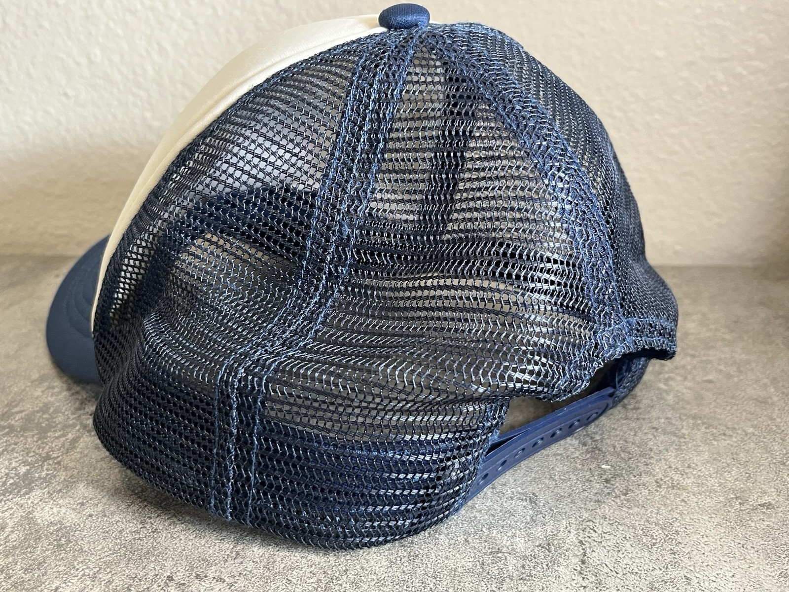 PLAYBOY SUNSET TRUCKER HAT ADJUSTABLE-NEVER WORN … - image 4