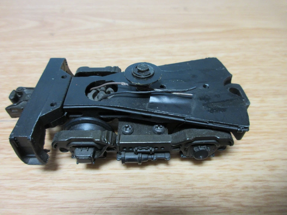 Weaver   PRR GG1 Brunswick Green 5 Stripe Electric LOCOMOTIVE  2 TRUCK. O GAUGE - Image 3 of 4