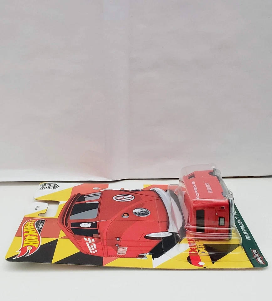 Hot Wheels Premium Deutschland Design Volkswagen T1 Panel Bus 2/5 - Image 4 of 4