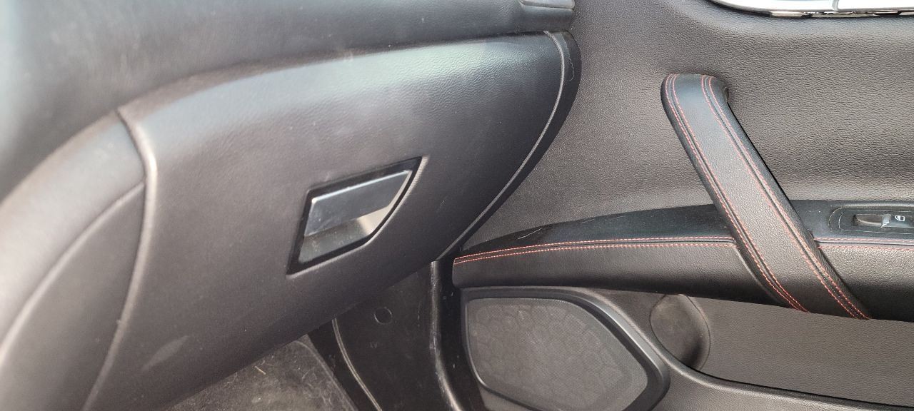 Maserati Ghibli 2016 Right Lower Grille