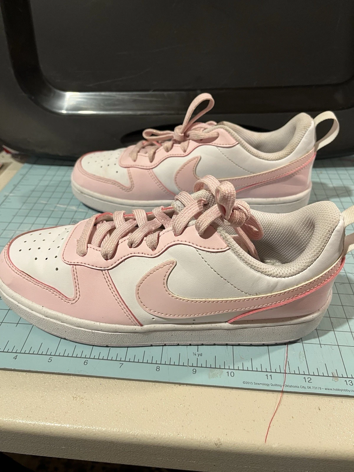 Sneaker lunghe tutto il giorno con logo Nike bambina bianco e rosa taglia 5 5