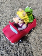 Little Chef Corgi The Muppets On Wheels - Miss Piggy's Moi-Mobile - Mini Car