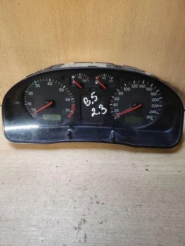 VW PASSAT Variant B5 3B6 Kombiinstrument 3B1919860 110008919020 1.90 24419118