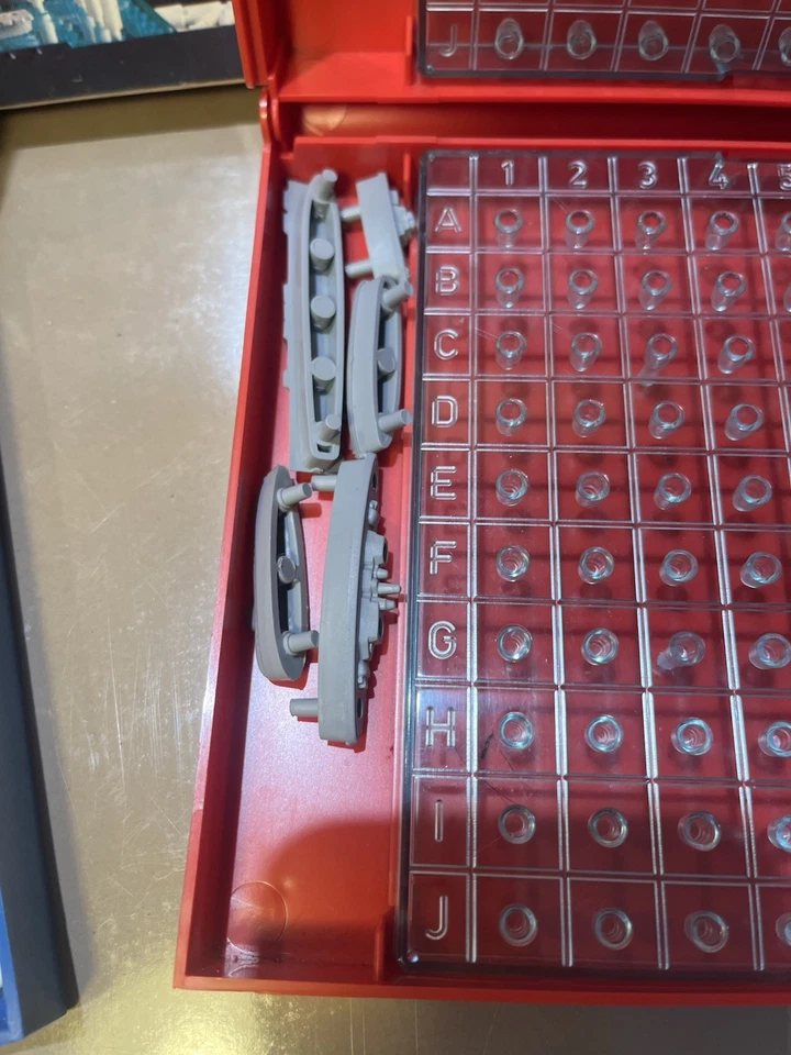 Vintage MB Games Battleship Board Game 1975 Complete Naval Strategy Family Game - Image 3 of 4
