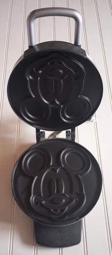 Disney DCM-1 Mickey Mouse Electric Waffle Maker Tested Working - Picture 3 of 6