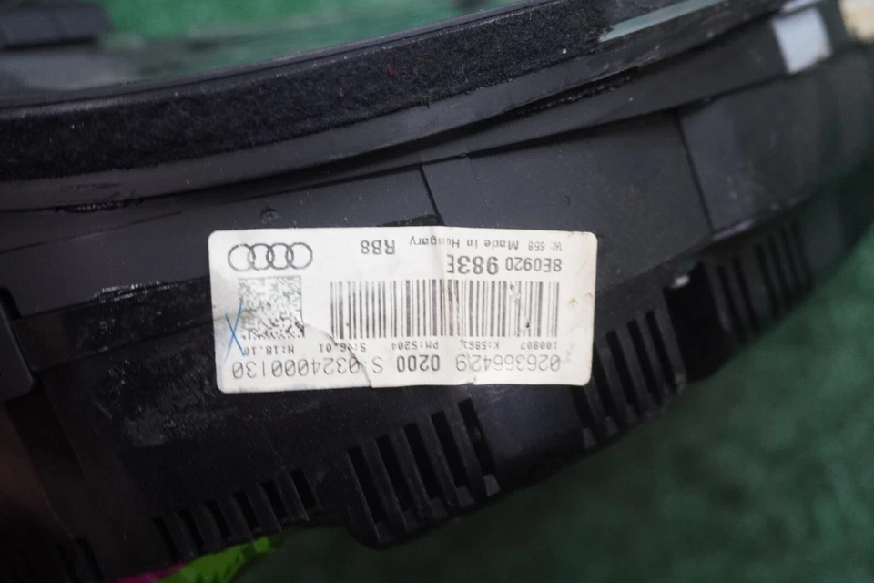 Audi A4 2008 velocímetro calibre clúster fabricante de equipos originales 134 k millas 8E0920983E Foto 4 de 4