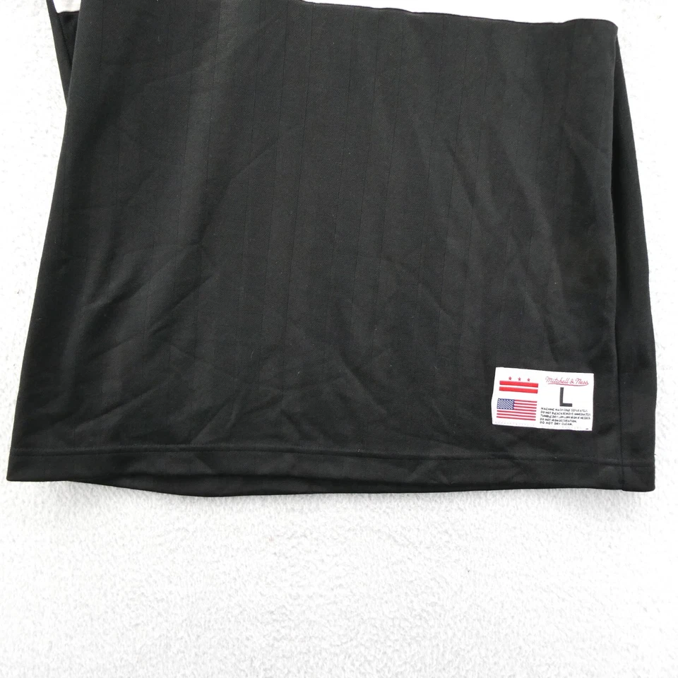 DC United FC Shirt Mens Large Black V-Neck Mitchell & Ness Soccer Club Knit New - Image 2 of 4