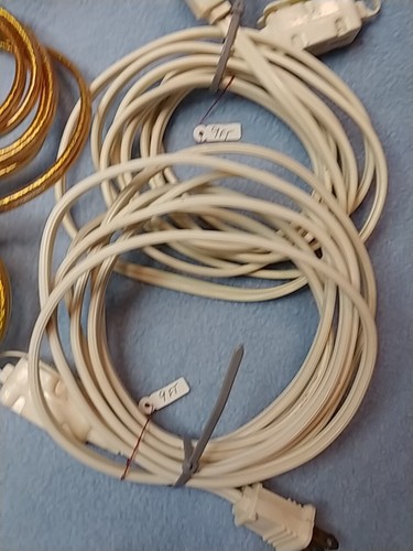 6 Extension Cords~ (2) Brown 6 Ft, (2) Gold 6 Ft & (2) White 9 Ft~ Lamp Cords - Picture 4 of 8