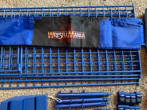 LJN WWE Wrestlemania 2 Blue Classic Cage And 31 Authentic Scale Ring Lot Figure - Picture 5 of 11