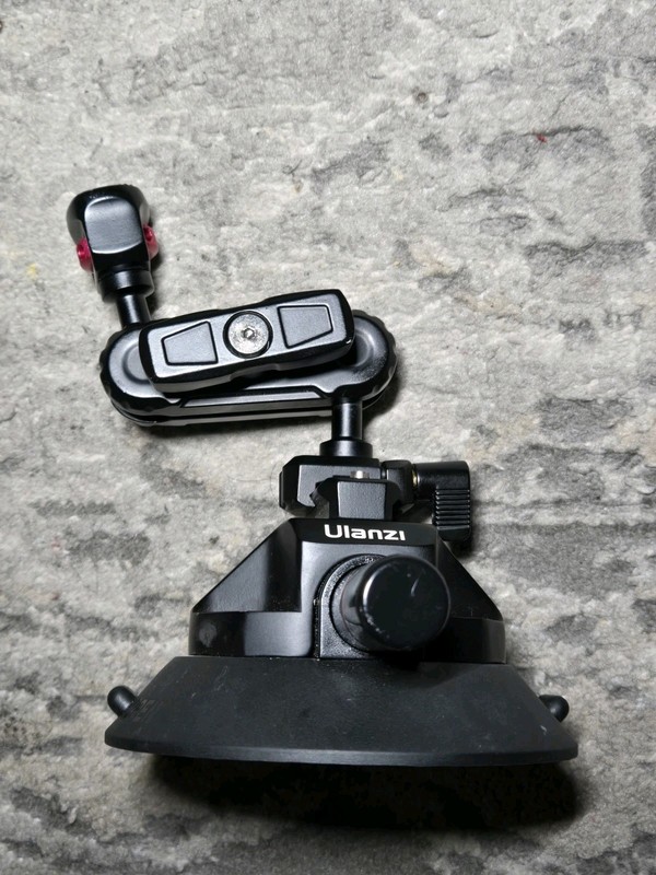 Ulanzi SC-02 Vacuum Suction Cup Camera Car Mount Cinema Filmmaker (USED)