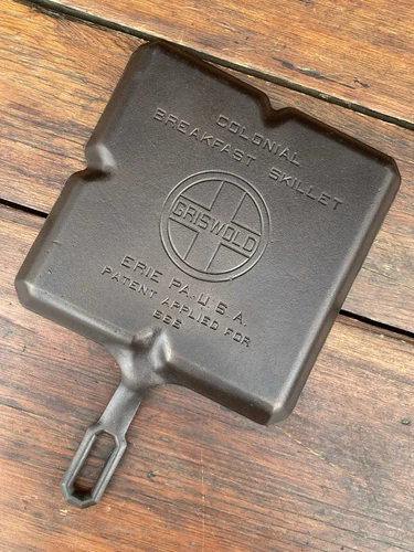 Griswold Cast Iron Colonial Breakfast Skillet