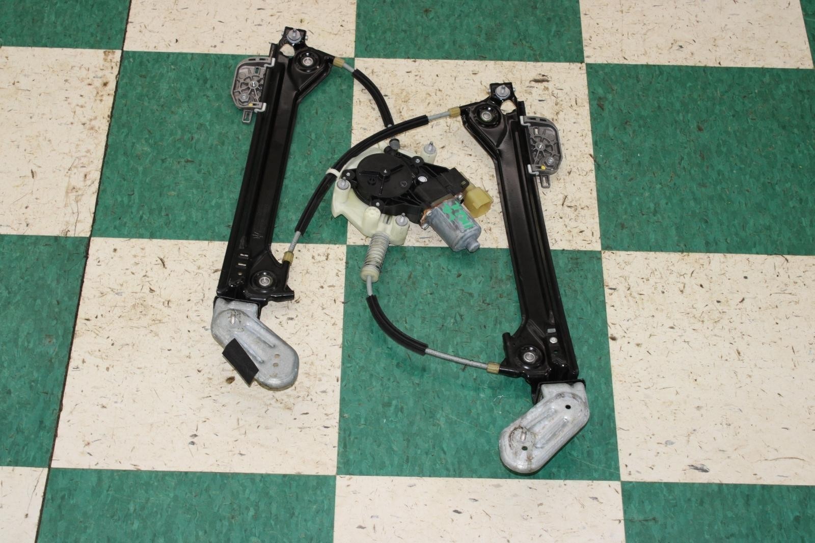 14-22 Ghibli RR Right RH Passenger Side Window Regulator Unit OEM OE Factory WTY