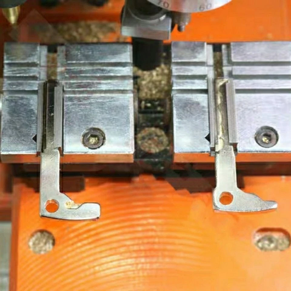 The Clamps for Benz Key, Benz HU64 Key Fixture, Keying Machine Small Key Auxilia - Image 3 of 3