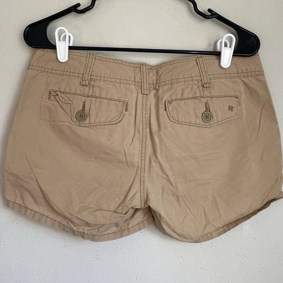 Vintage Y2K Abercrombie And Fitch Low Rise Mini Khaki Shorts Size 6 - Image 2 of 4