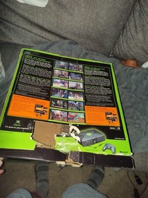 Microsoft Xbox Original Console w/ Box, 2 Controllers & Cables & 5 Games!