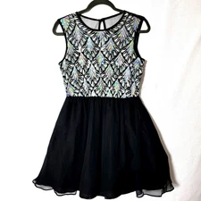 Love Reign Womens Party Dress Size 7 Sequin Accented Bodice Black Aqua