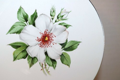 EDWIN M KNOWLES DAMASK ROSE X-4024 USA 6" Lugged Cereal Bowls (Set of 2) - Picture 3 of 3