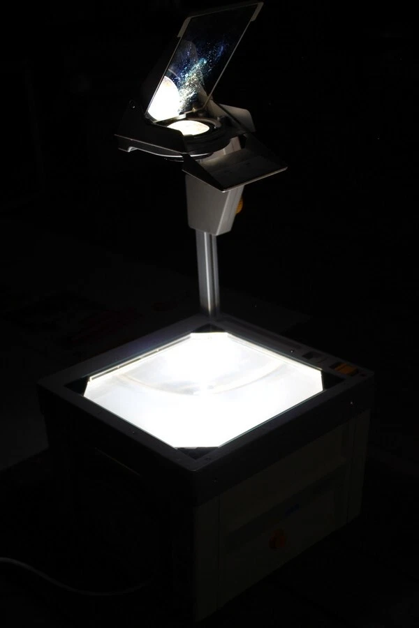 *Kindermann Famulus 385*OHP Overheadprojektor Tageslicht Projektor 400W HCI/HMI - Bild 4 von 4