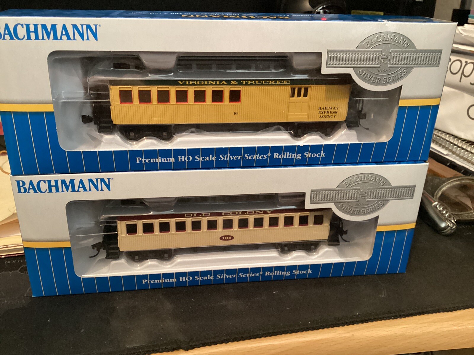 HO Scale 2 Bachmann Vintage Old Time Passenger Cars. Holiday Sale eBay