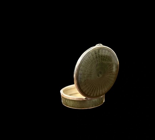 Antique Austrian Silver and Guilloche Enamel Pill Box - Picture 3 of 9