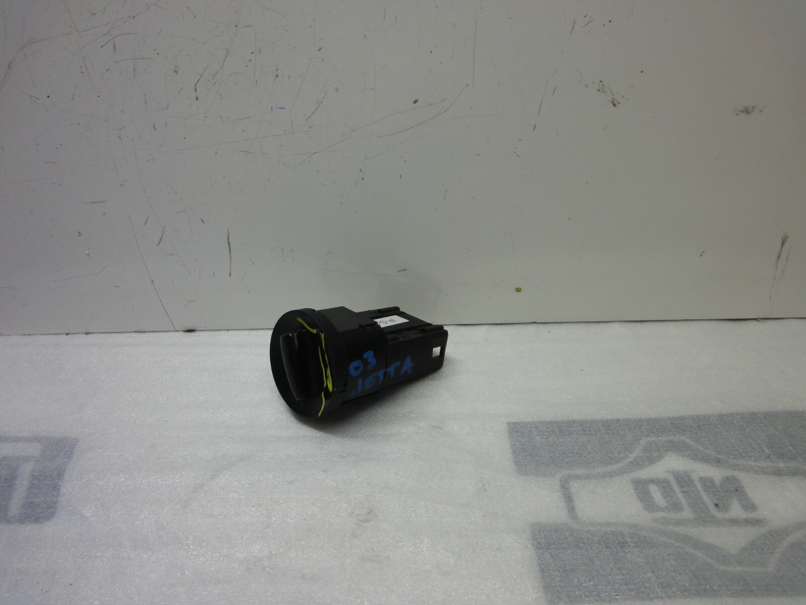Picture 3 of 11