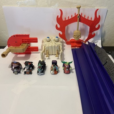 Monster 500 Graveyard Gauntlet Track Lot w/ Skull Launchers + 5 Cars Parts 