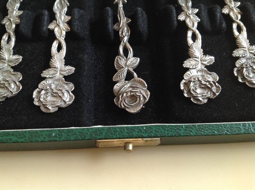 ANTIQUE 74 GR. STERLING SILVER SET OF 7 SPOONS FLORAL MOTIVE IN BOX! - Picture 6 of 6