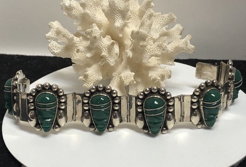 Vintage MEXIKO STERLING GESCHNITZTER GRÜNER ONYX "STAMMESMASKE" ARMBAND - 46,7 Gramm - Bild 2 von 12