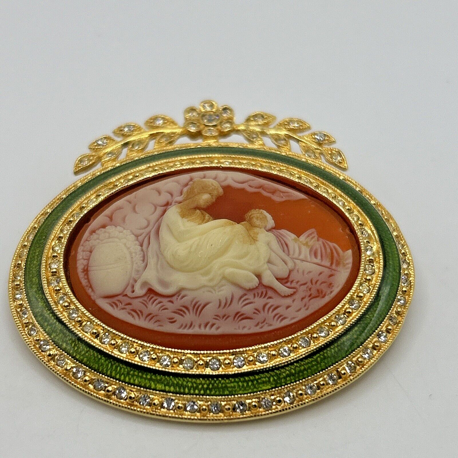 Joan Rivers Gold Tone Resin Cameo Brooch Mother Child Green Enamel