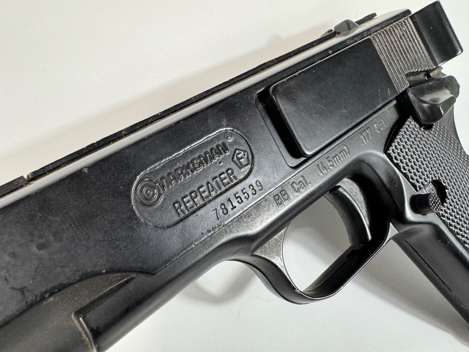 VTG. MARKSMAN PISTOL REPEATER .177 CAL BB PELLET AIR GUN HUNTINGTON