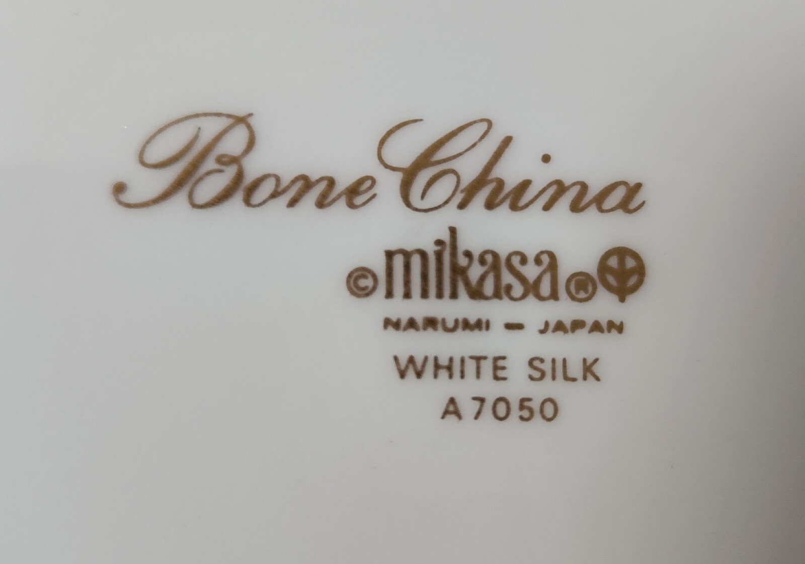 6 White Silk (A7050) Bread And Butter Plates By Mikasa