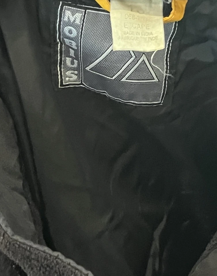 Mobius Winter Coat Ski Jacket Yellow / Black Youth 16 Escape With Hood - Image 4 of 4