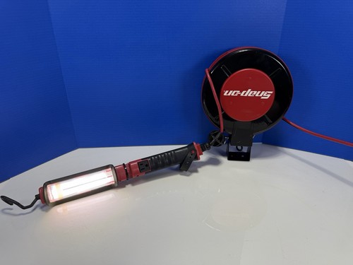 Snap On Tools R2-KB2FLS 30-Foot Retractable Extension Cord W/ 13W Shop Light