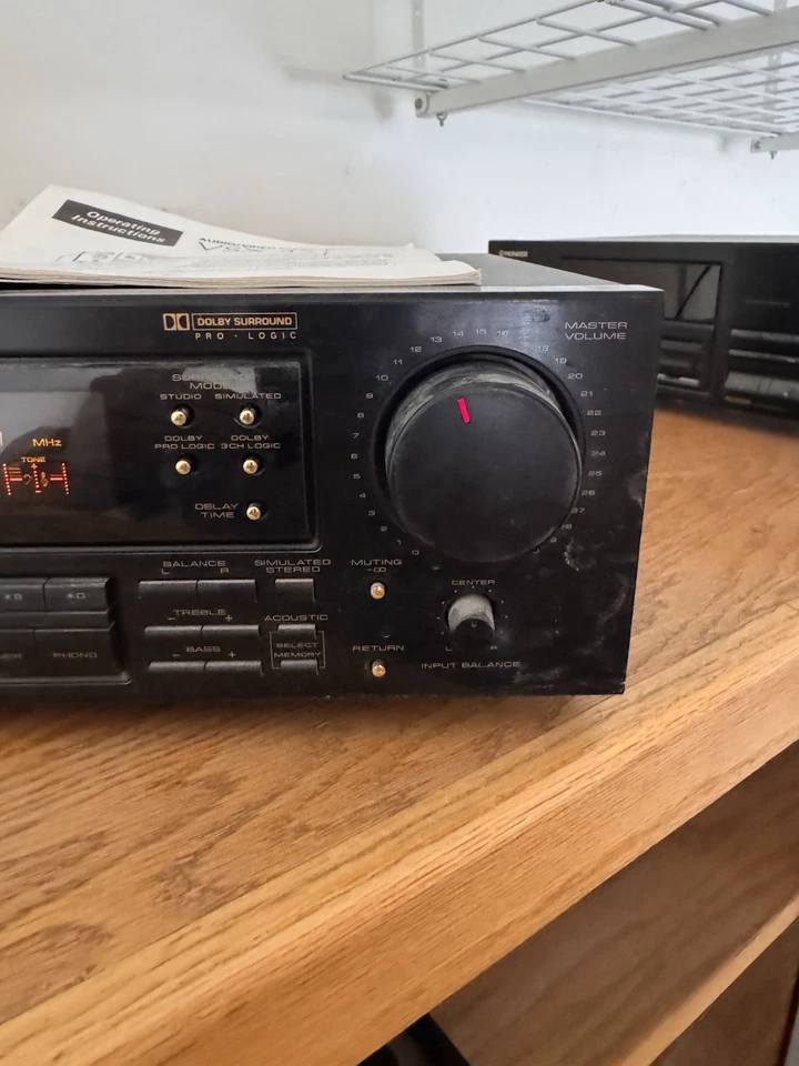 Vintage Pioneer VSX-451 Dolby ProLogic Audio/Video Stereo Receiver (WORKS) - Image 4 of 4