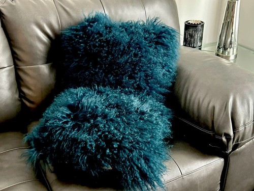 2 West Elm Mongolian Lamb Pillow Covers 16" X 16" DARK TEAL BLUE NWOT . - Picture 3 of 8